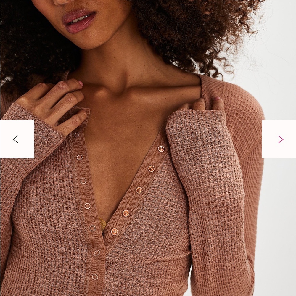 Free People Going Places Cardi Button - Picture 2 of 4
